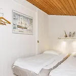 Ferienhaus 8 Person In Vaeggerlose-by Traum Bøtø By