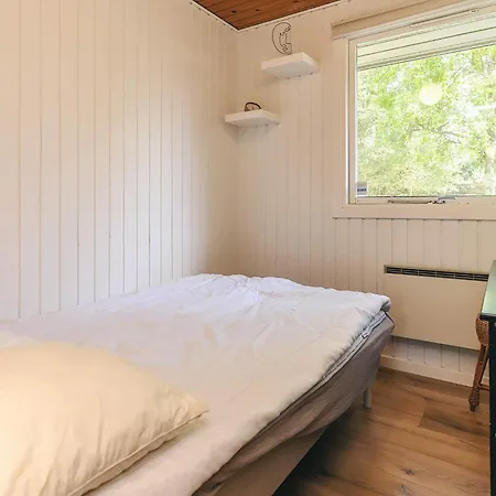Nyaraló 8 Person In Vaeggerlose-by Traum Bøtø By